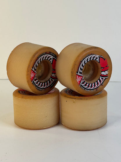 Refurbees Spits 50mm 99A Spiral Red