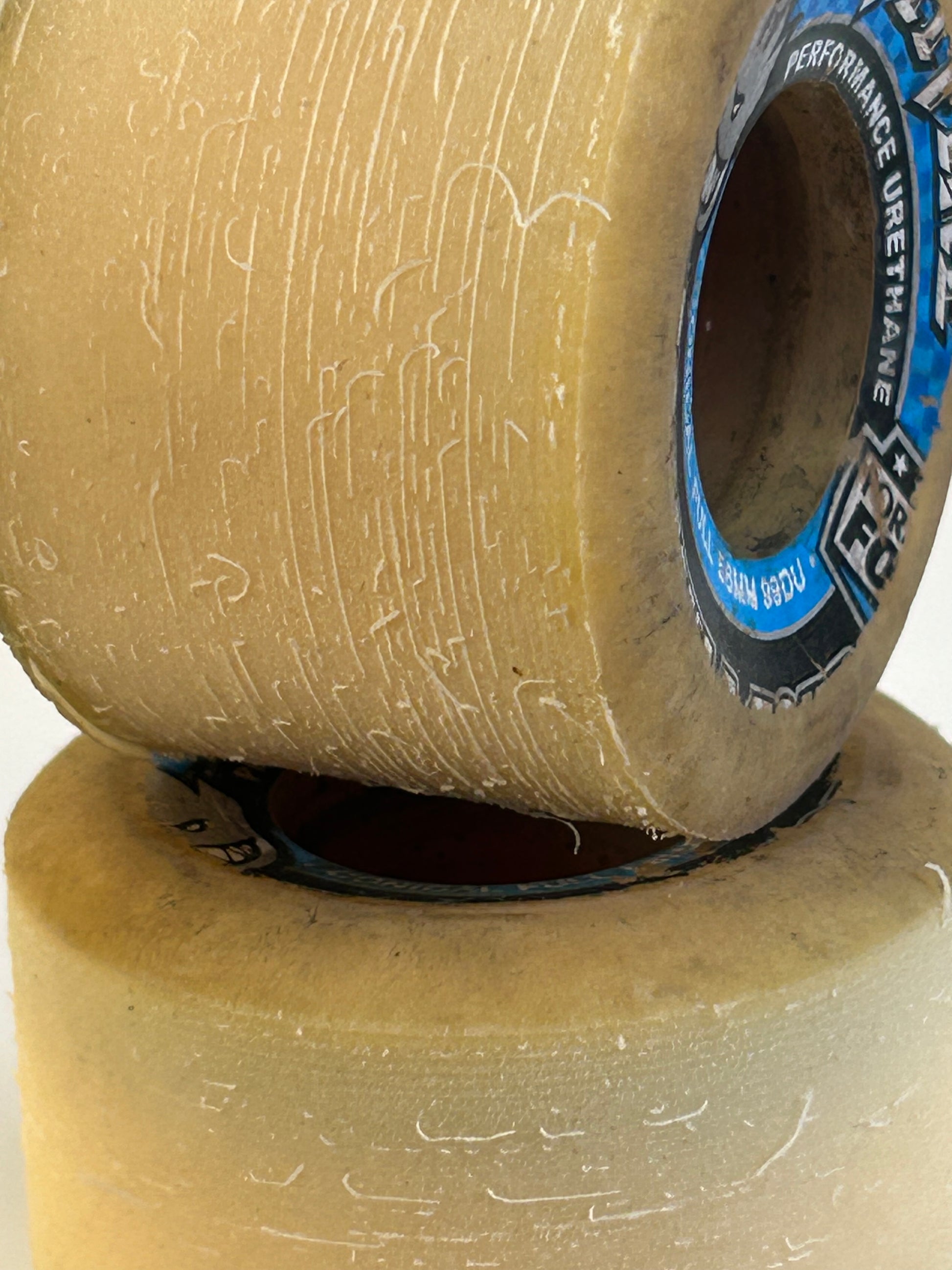 Refurbees Spits 50mm 99A Blue Conical