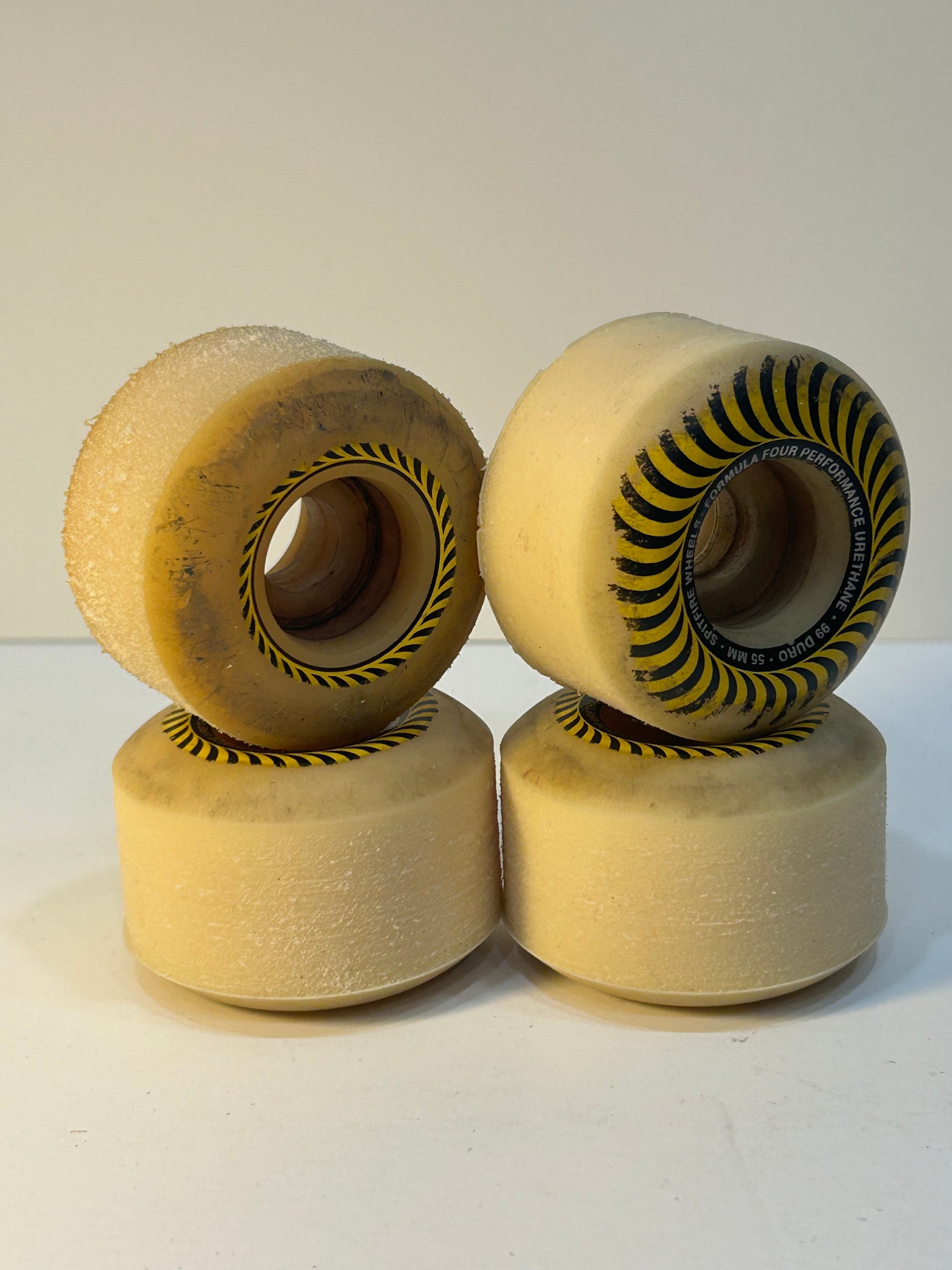 Refurbees Spits 50mm 99A Spiral