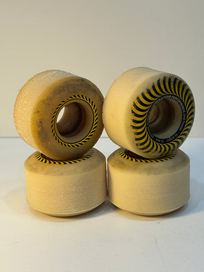 Refurbees Spits 50mm 99A Spiral