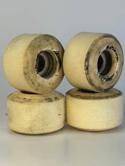 Refurbees Powell 50mm 101A Black White