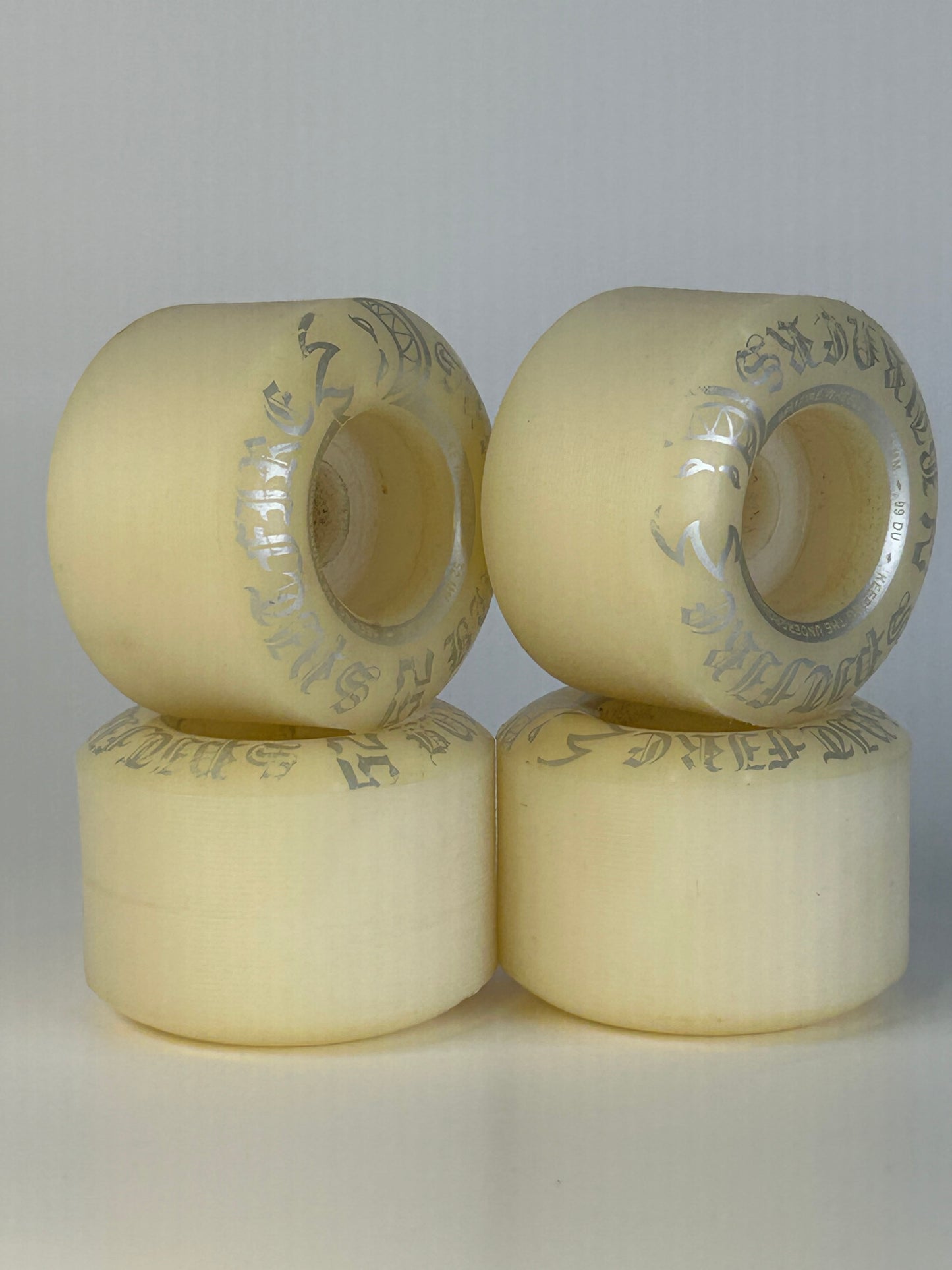 Refurbees Spits 46mm 99A Silver Fire