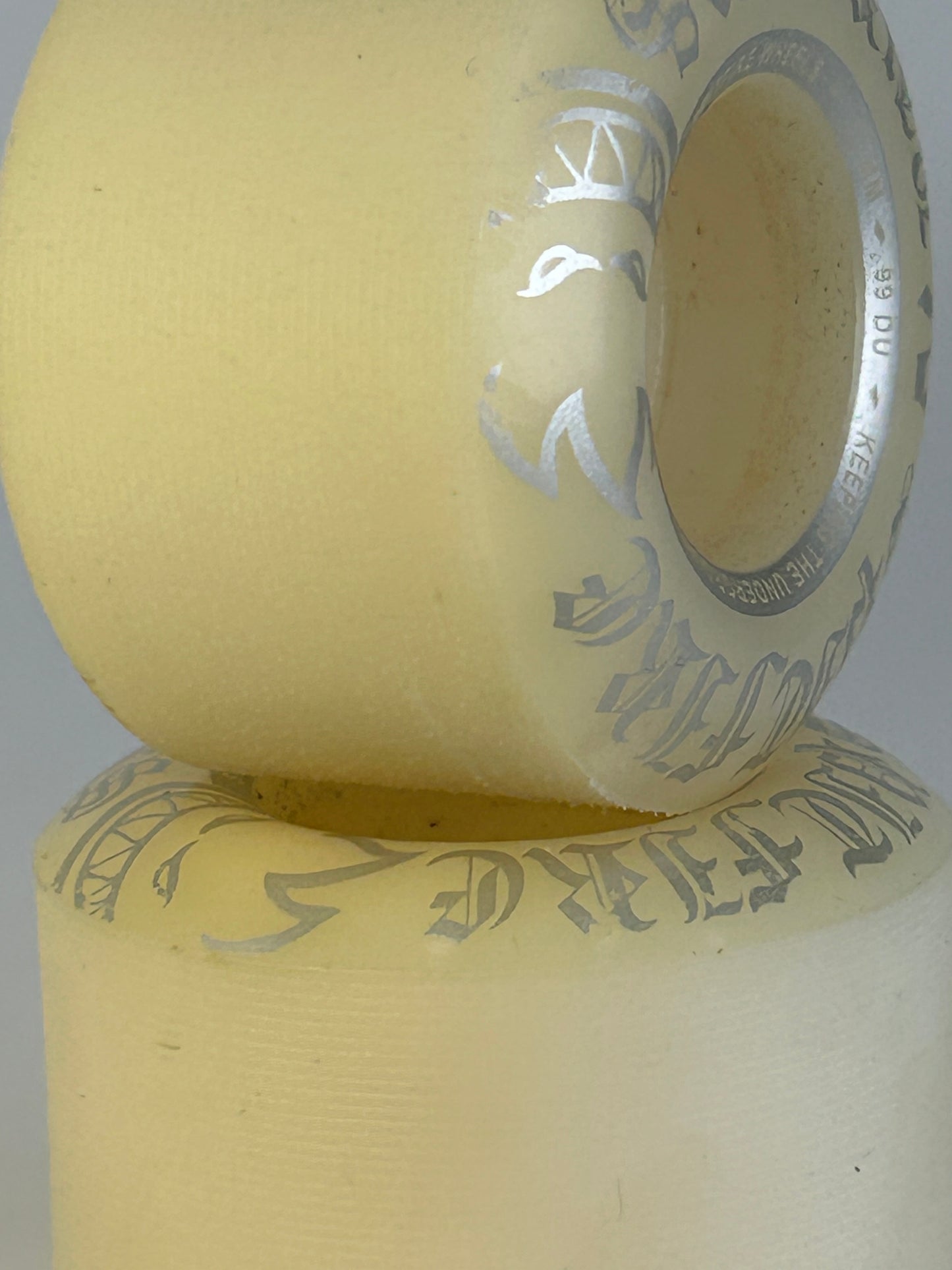 Refurbees Spits 46mm 99A Silver Fire